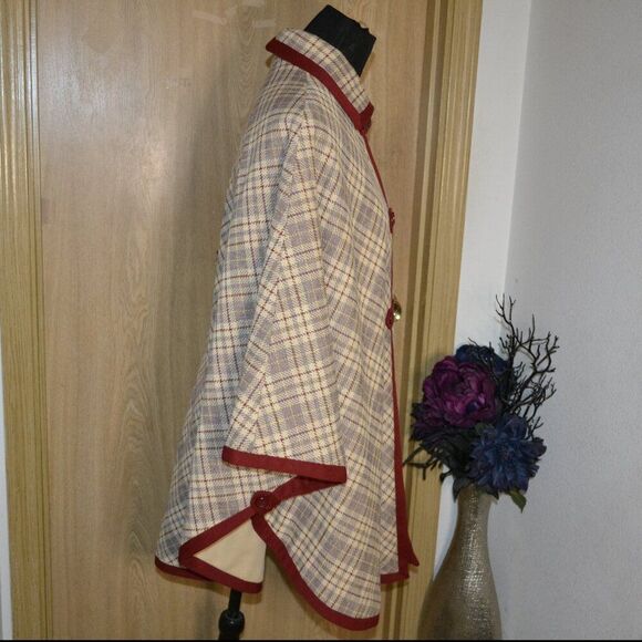 Butte Knit Red Beige Tan Plaid Casual Cozy Cottage Core Prairie Winter Poncho - Picture 4 of 12